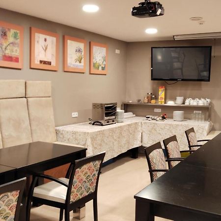 Hotel Hhb Pontevedra Confort Екстериор снимка