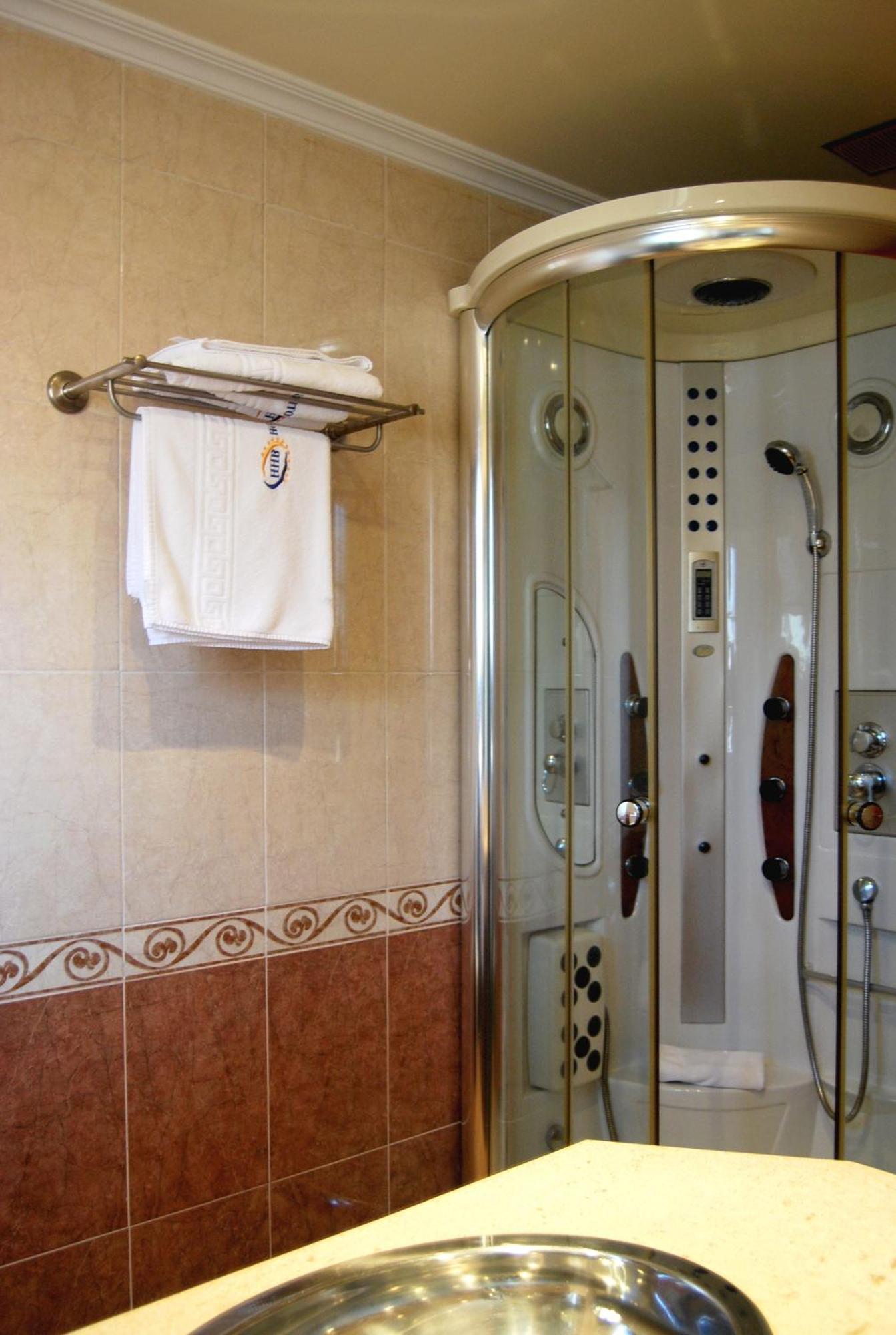 Hotel Hhb Pontevedra Confort Екстериор снимка