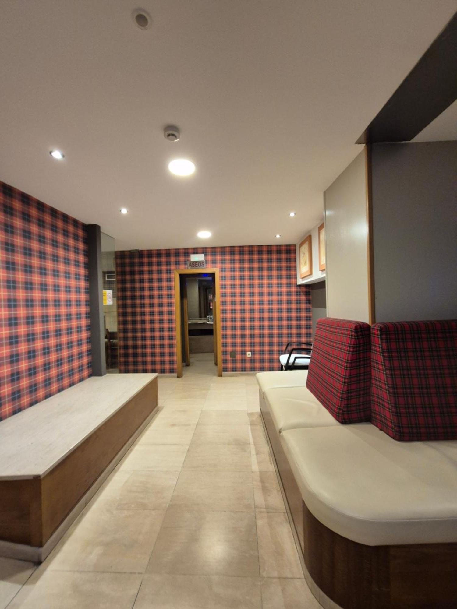 Hotel Hhb Pontevedra Confort Екстериор снимка