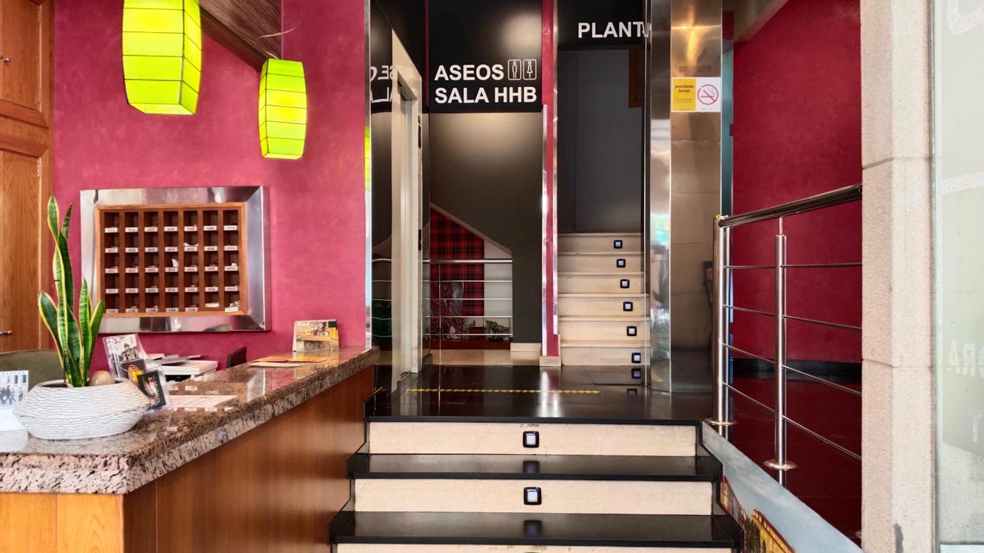 Hotel Hhb Pontevedra Confort Екстериор снимка